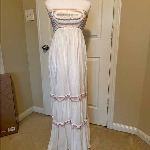 Old Navy Chic Strapless White Dress with Pink and Blue Details and Lined Bottom - Picture 1 of 7